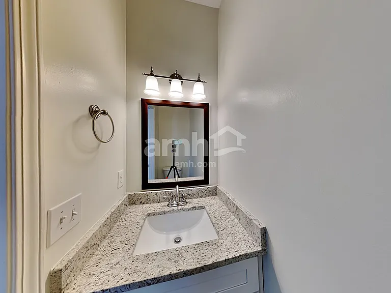 431 Citronelle Dr — Photo 8