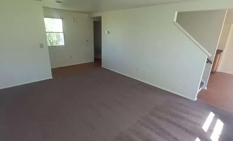 24976 Gerald Ave — Photo 5