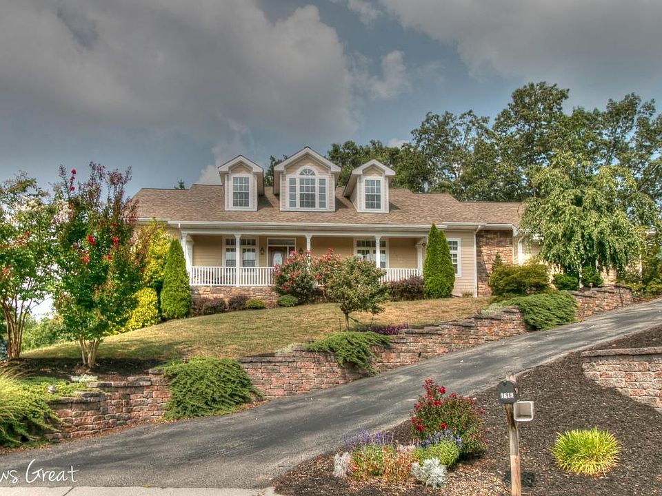 1st image of 1819 Hanging Rock Ct