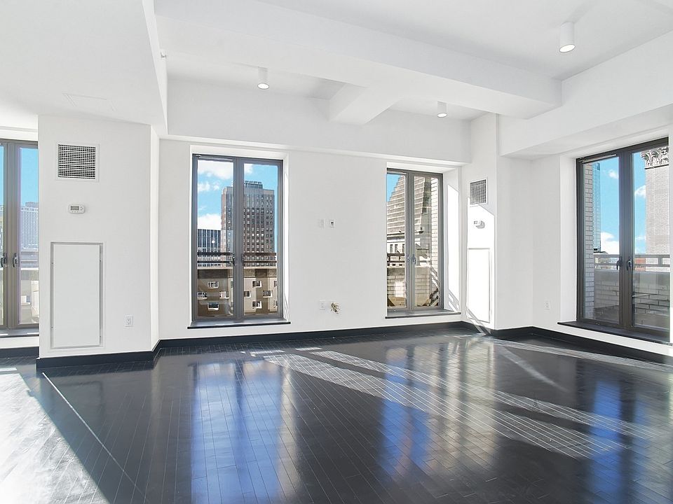 1st image of 20 Pine St Unit Penthouse 41