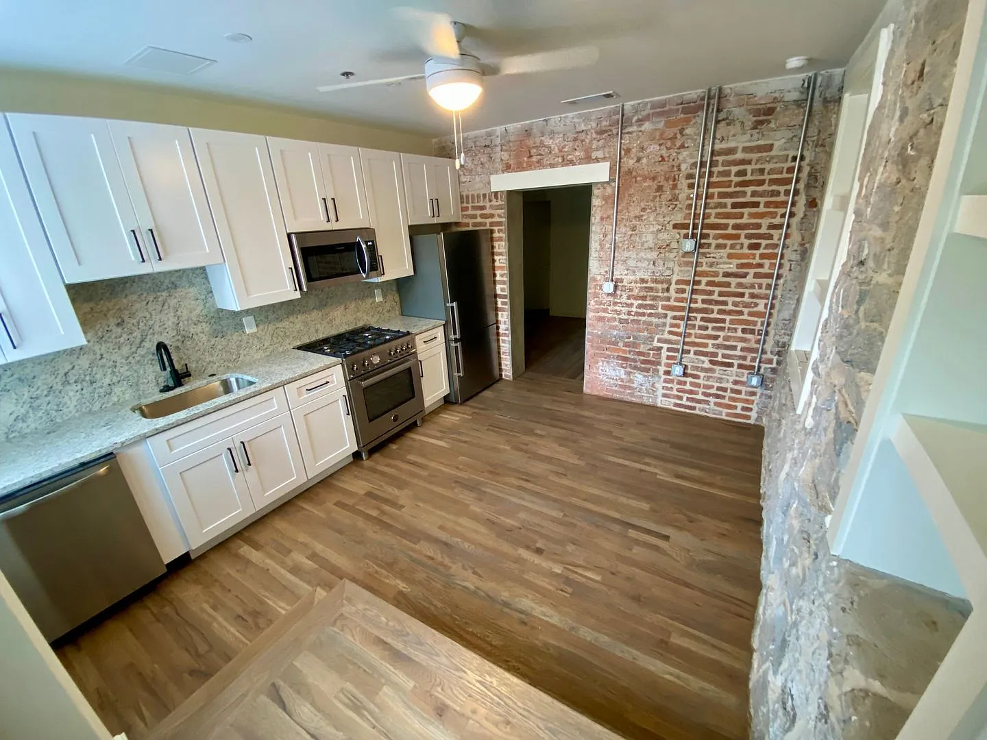 Andrews Court — Photo 4
