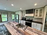 192 Taney St — Photo 5