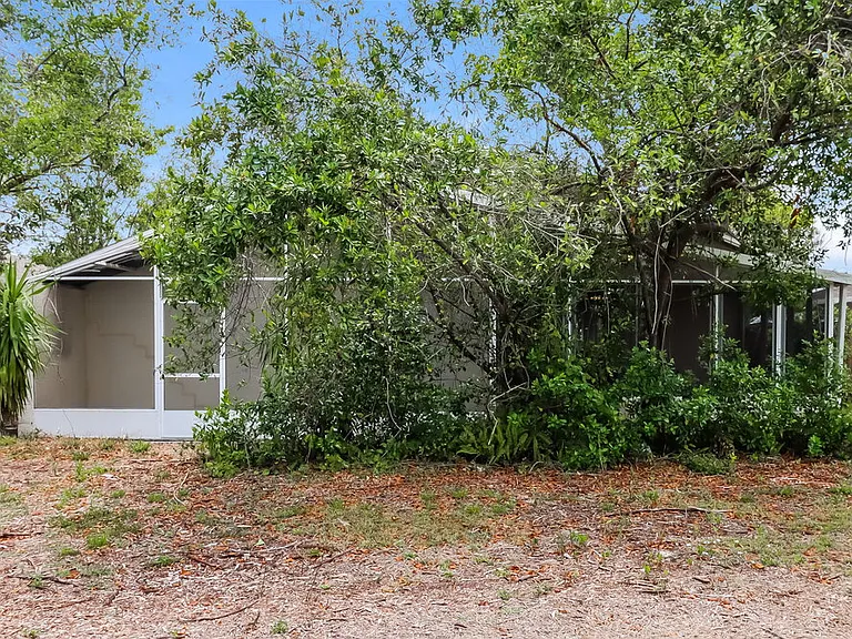 7921 Hathaway Dr — Photo 16