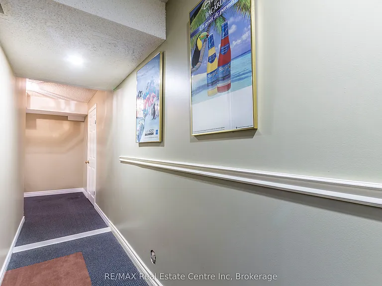 79 Woodland Glen Dr — Photo 4