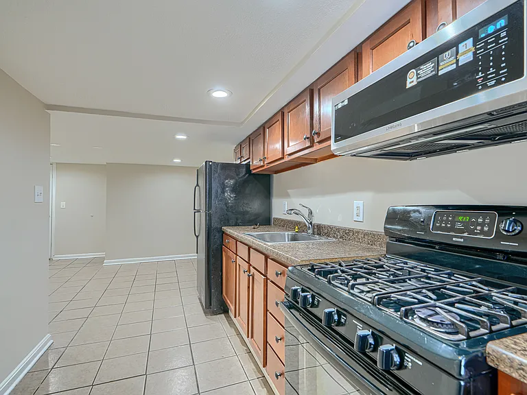 4041 Wilkens Ave #C — Photo 12