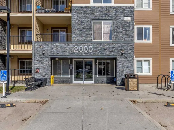 81 N Legacy Blvd SE #2214, Calgary, AB T2X 2B9