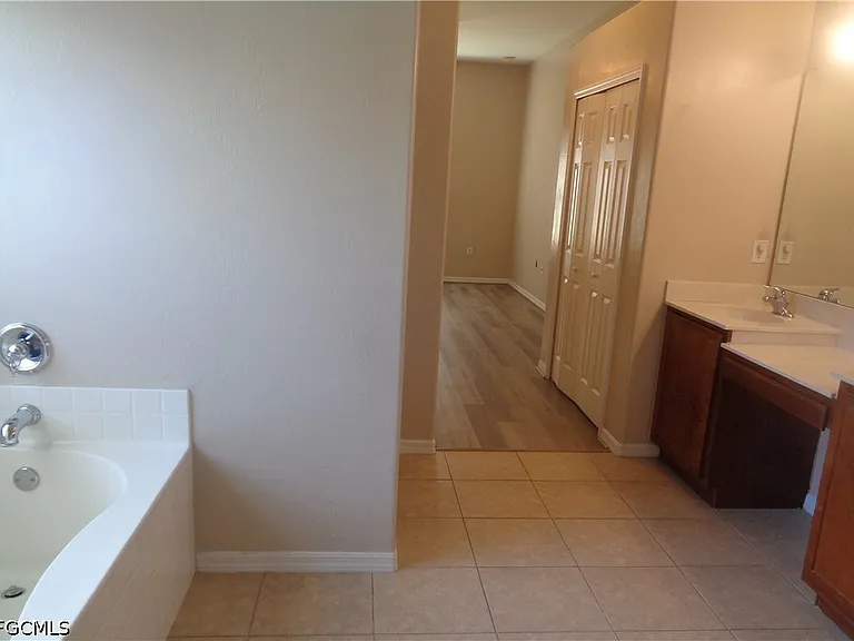2463 Nature Pointe Loop — Photo 28