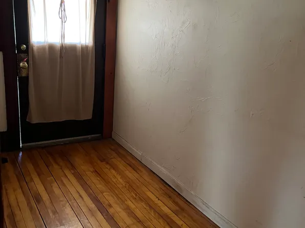 203 Vernon St #3, Worcester, MA 01607