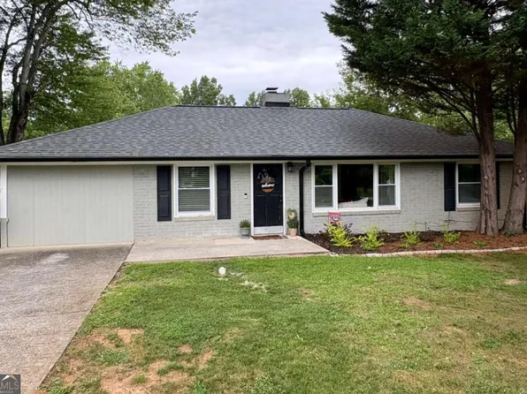 199 Harris St, Toccoa, GA 30577