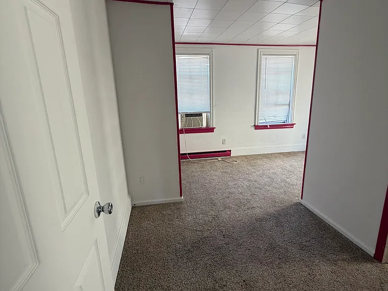 449 Race St — Photo 7