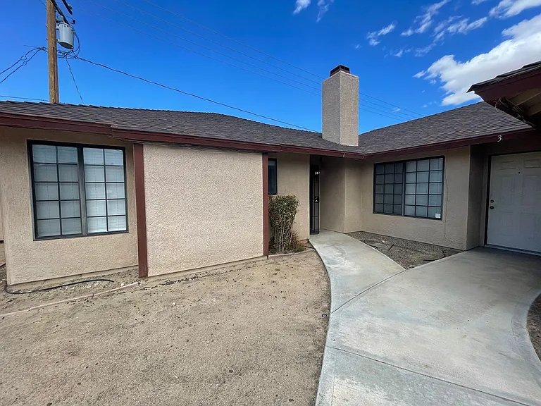 20318 Thunderbird Rd — Photo 9