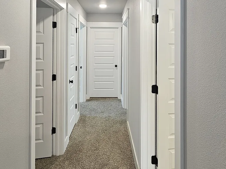 2091 Bluebonnet Ln — Photo 15