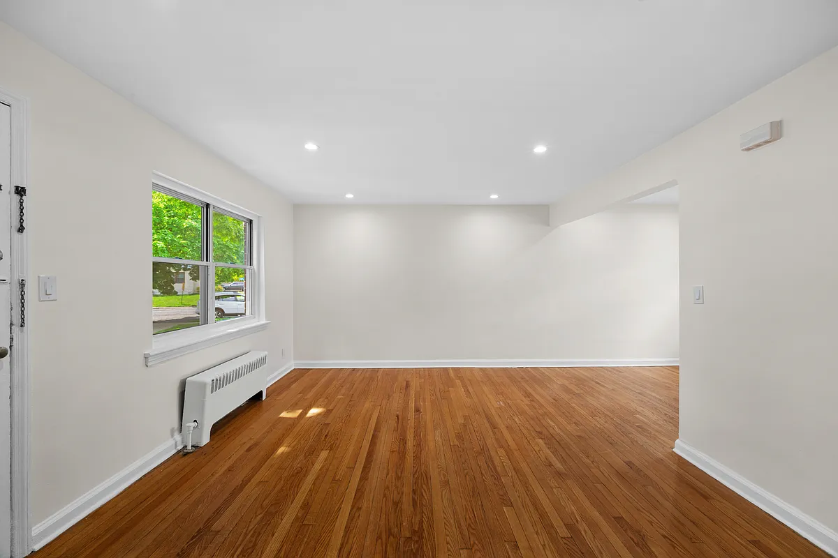 Building Photo - 292 Esplanade #33