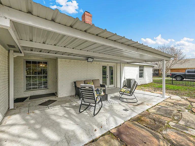 303 Riva Rdg — Photo 41
