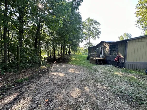 9914 Celina Rd, Burkesville, KY 42717