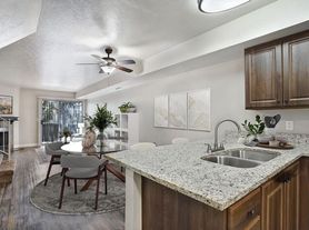 6154 S Vine Hill Ln, Salt Lake City, UT