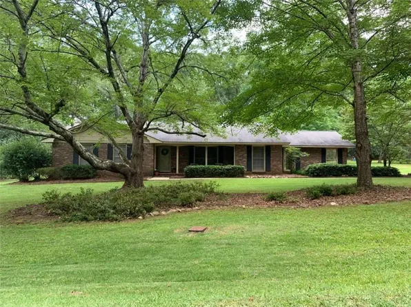 308 Sullivan Cir, Pine Mountain, GA 31822
