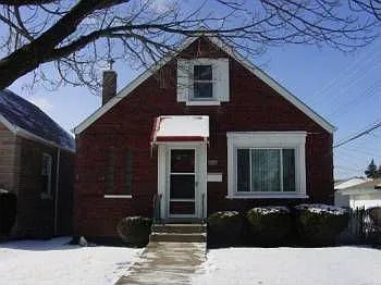 5516 S Kilbourn Ave photo 1