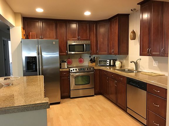 3rd image of 8278 Cypress Ln