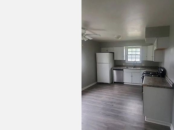 4th image of 4595 Lee Rd