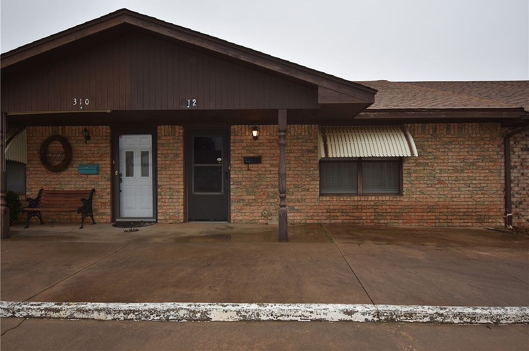 312 S Hill St, Hobart, OK 73651 Zillow