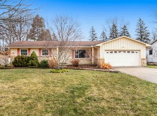 5339 Jamestown Pl, Grand Blanc, MI 48439