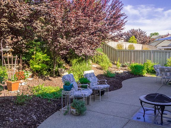 4th image of 103 Azeo Ct
