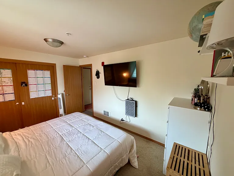 324 Avenue J #11 — Photo 6
