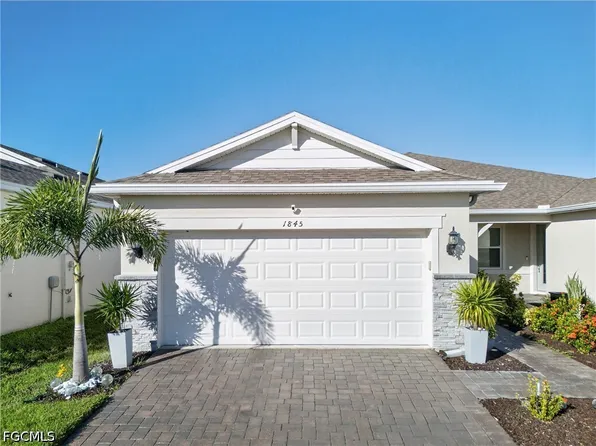 1845 Spring Shower Cir, Kissimmee, FL 34744