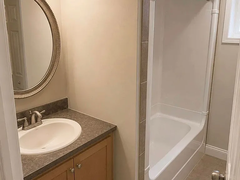 10 Carnegie Ln — Photo 11