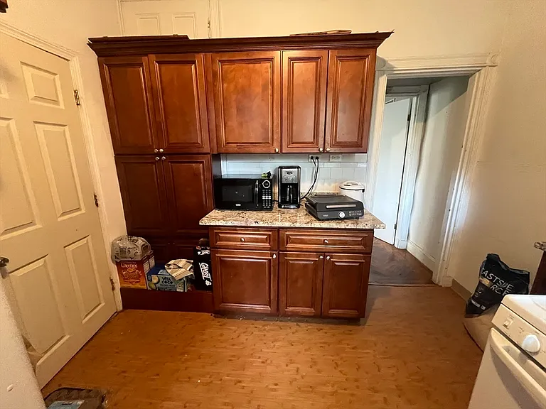17-19 Putnam Ave #17AJR — Photo 2