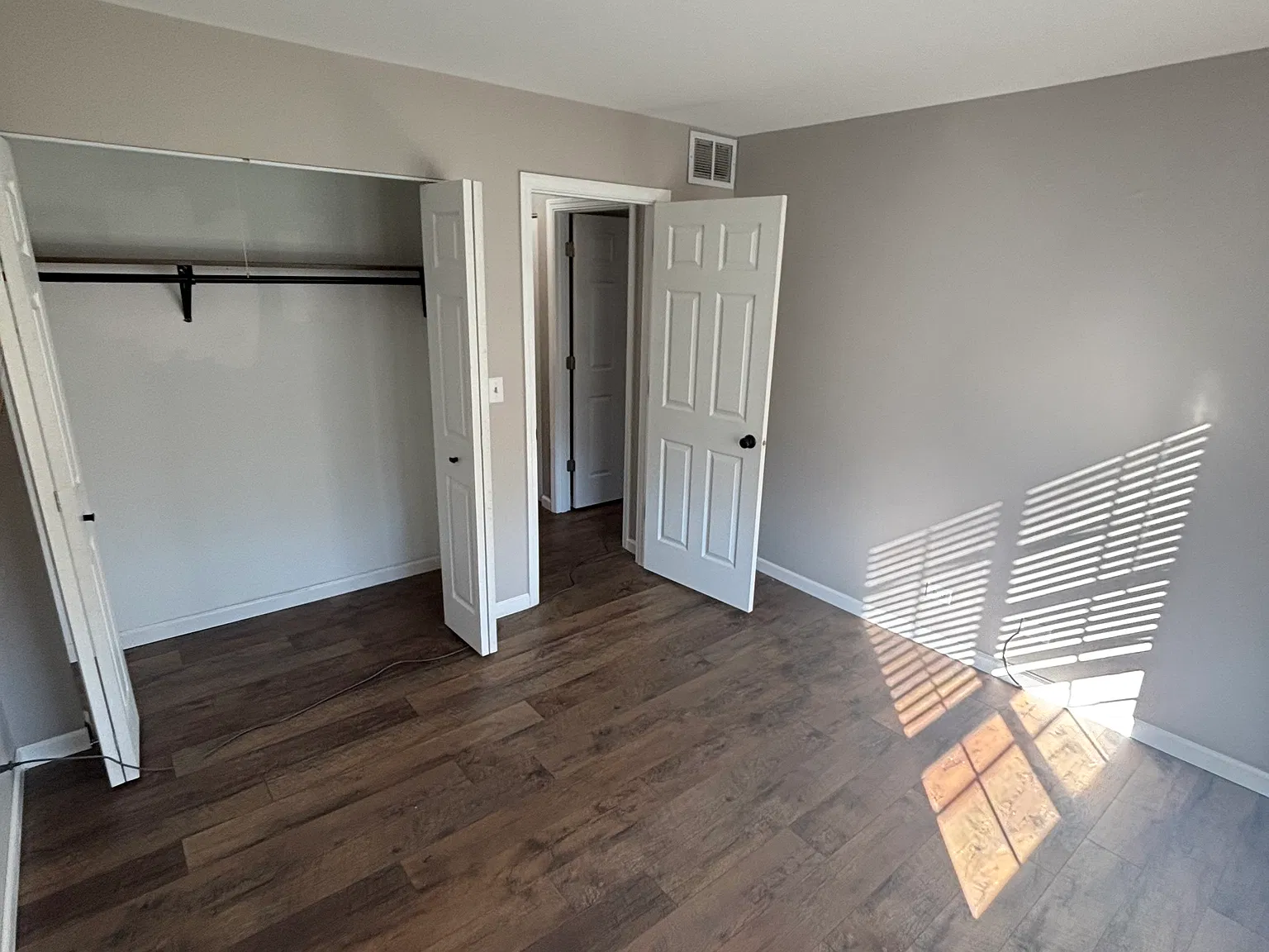 2 bed, 1.5 bath, 1100 sqft, $2,500 — Photo 4