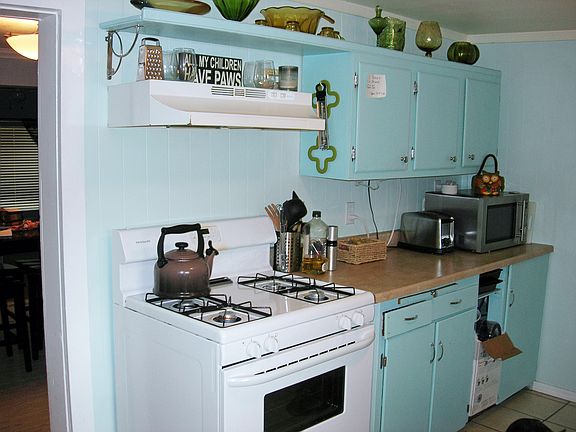 Kitchen 1