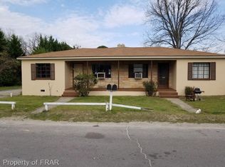 4910 Schmidt St, Fayetteville, NC 28303