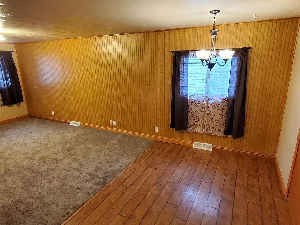 This is the Living & Dining Room.