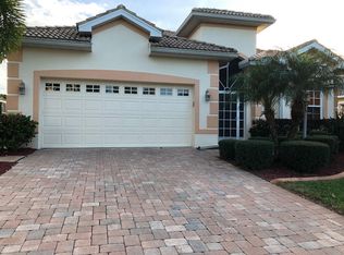 9631 Las Casas Dr, Fort Myers, FL 33919