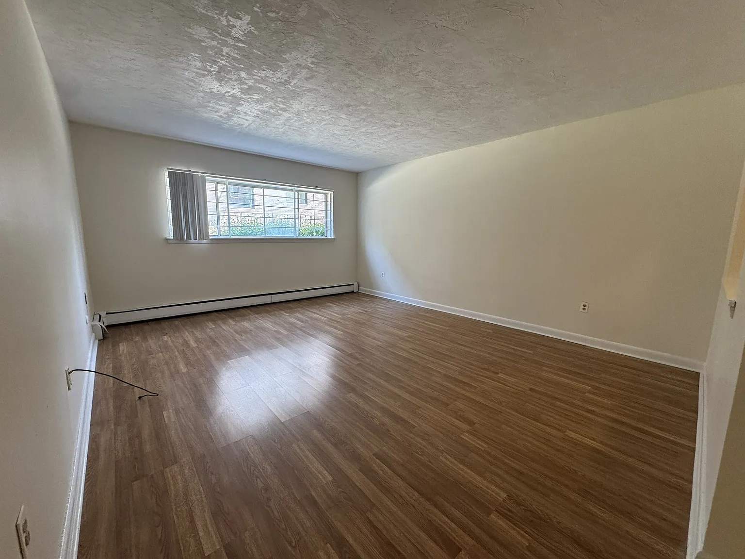 1 bed, $2,500 — Photo 2