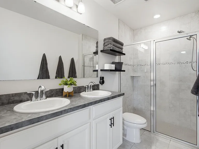 2220 SE Lucaya St — Photo 16