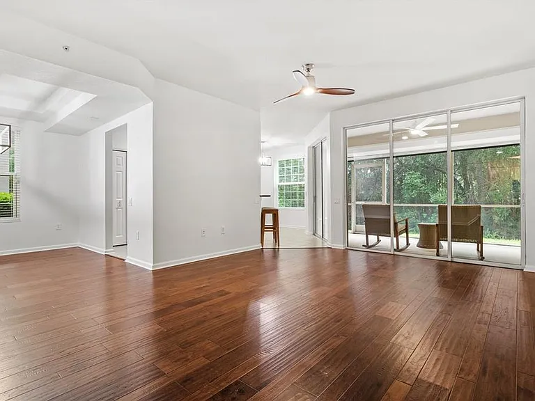 852 Lantern Way — Photo 16