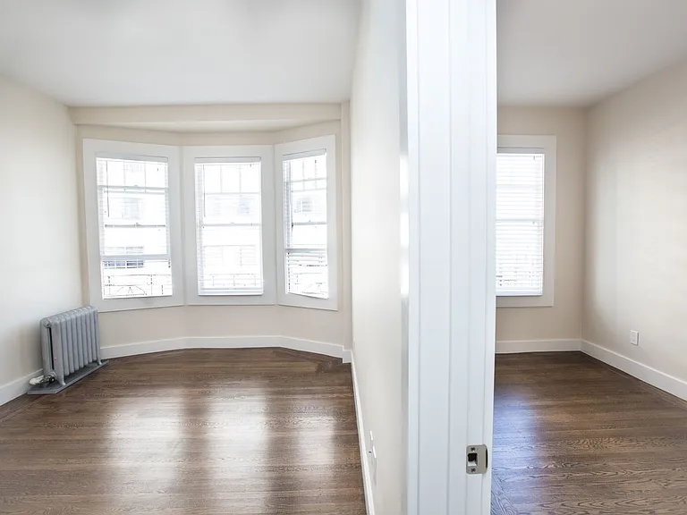 1405 Franklin — Photo 12