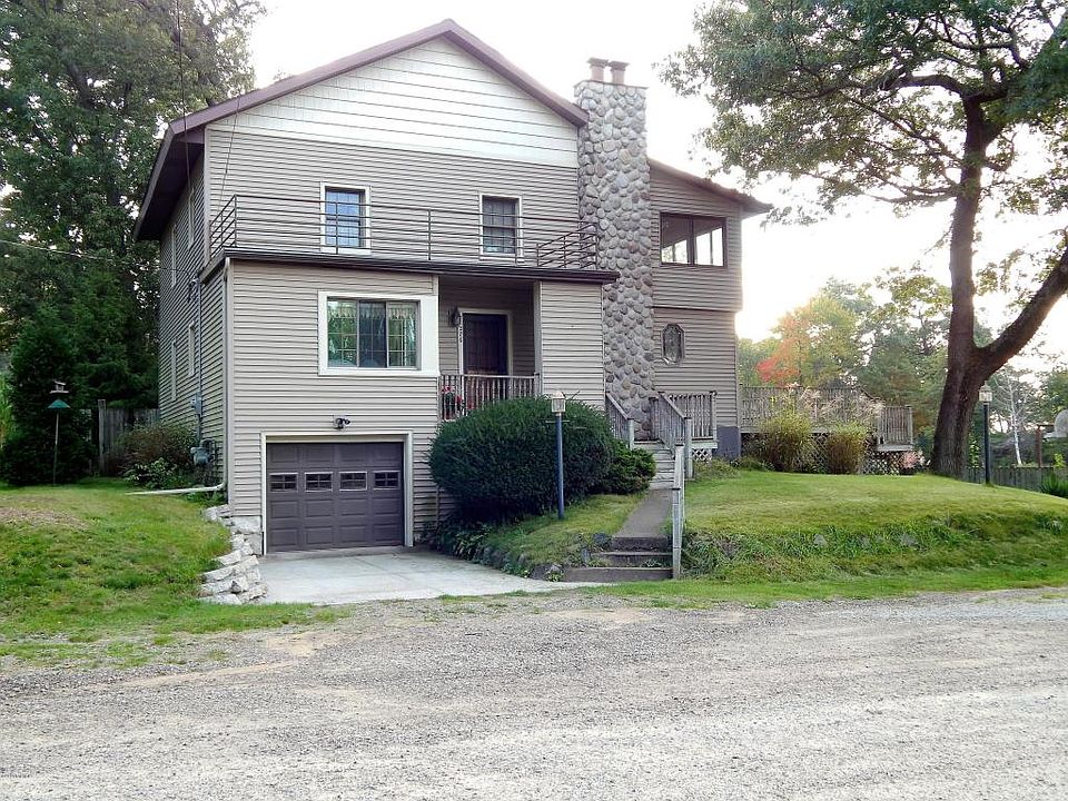 1st image of 276 Birch Dr