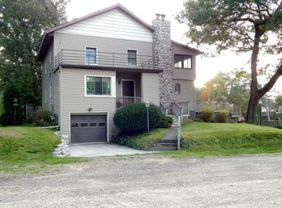 276 Birch Dr, Muskegon, MI 49445