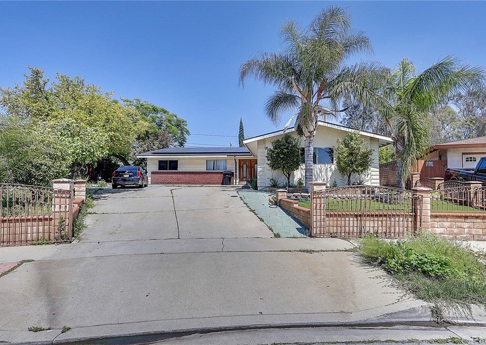 1st image of 18224 Ceres Ave