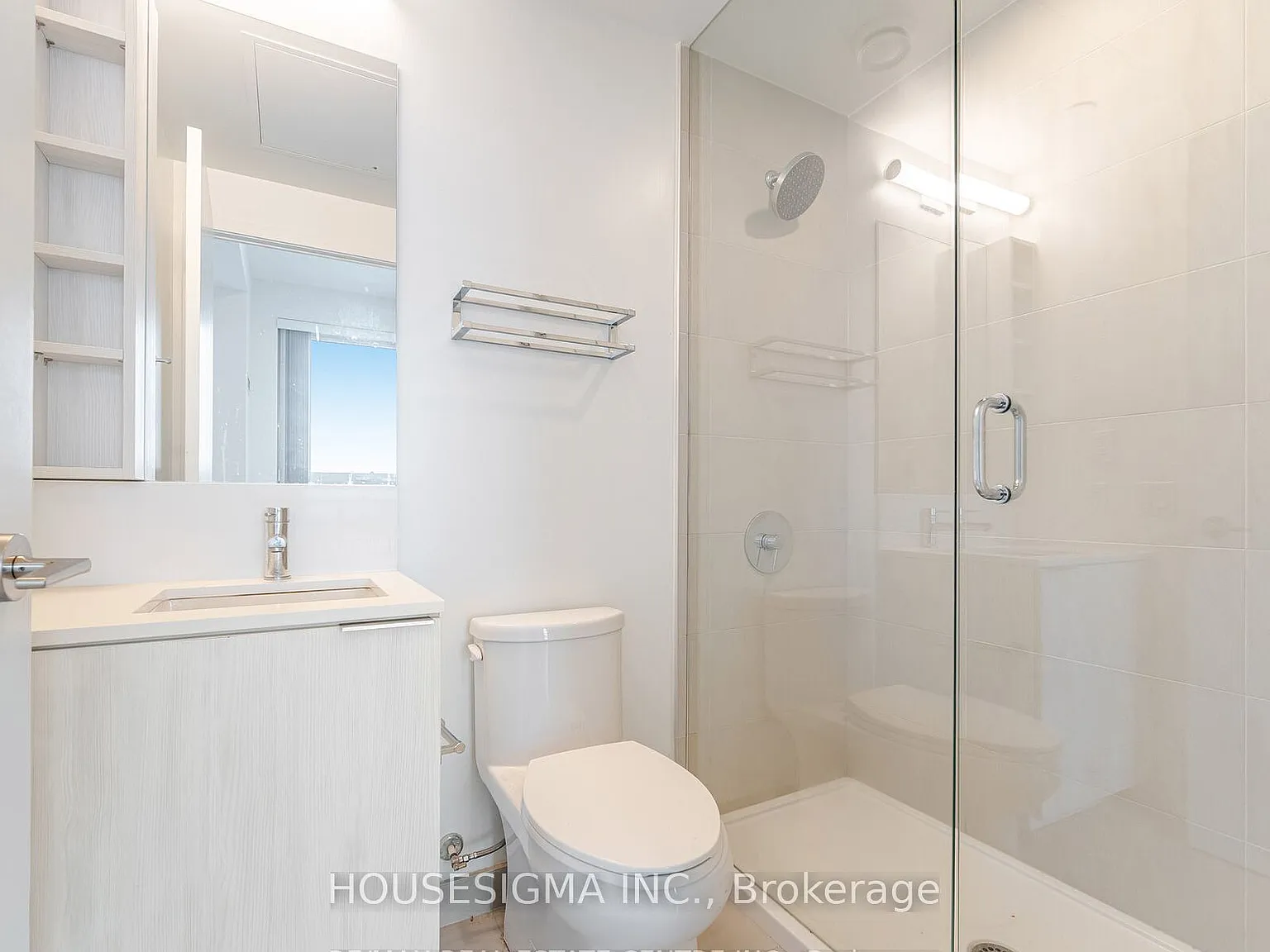 2 bed, $2,200 — Photo 4