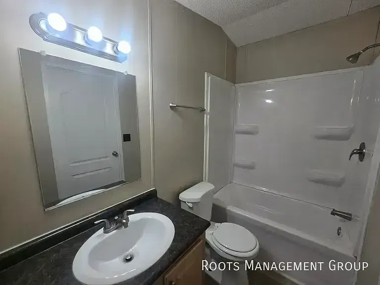 310 Hester Ave #230 — Photo 9