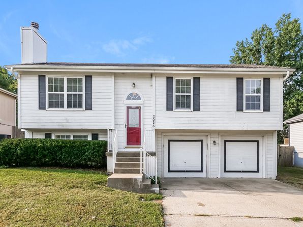 3026 SW Shadow Brook Dr