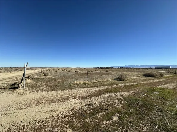 0 Corner Ave #H4, Lancaster, CA 93535