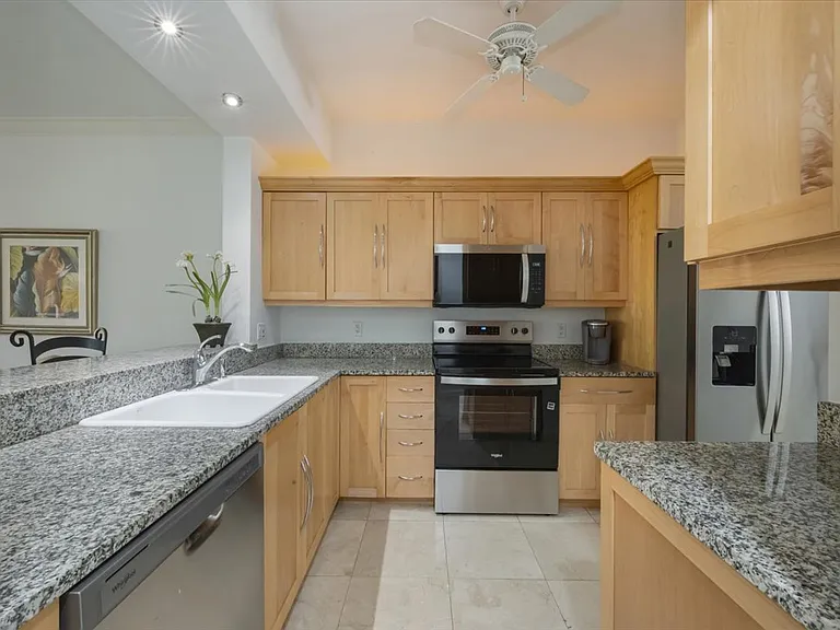 410 Bayfront Pl #2405 — Photo 3