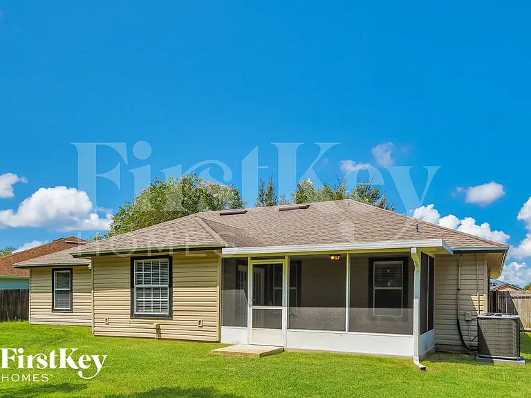 11577 Twin Oaks Trl — Photo 14