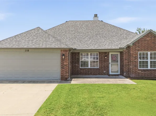 218 W Fairlane Dr, Sapulpa, OK 74066